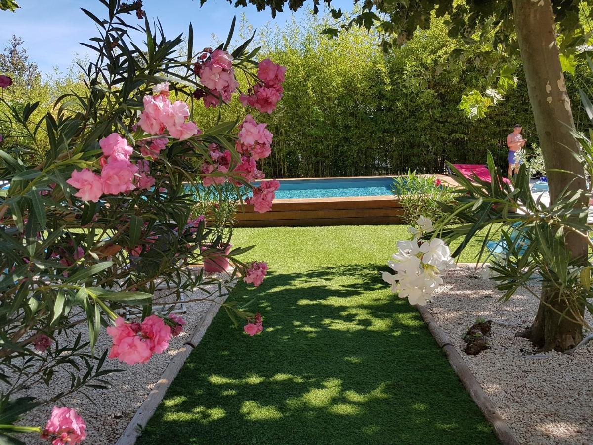 Domaine Saint Dominique Hotel Seillons-Source-d'Argens ภายนอก รูปภาพ
